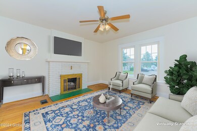 1 Apt 6 4 - VT Staged