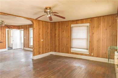 1006 Osage St, Neodesha, KS 66757 - photo 5