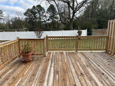 903 S Erie Ave, Russellville, AR 72801 - photo 5