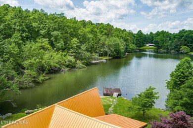 91 Lake St, Crossville, TN 38572 - photo 2