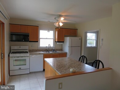 1621 Glenmore Dr, Wilmington, DE 19804 - photo 7