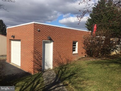 218 Harrison Ave, Waynesboro, PA 17268 - photo 3