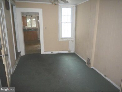 917 Marion St, Reading, PA 19604 - photo 3
