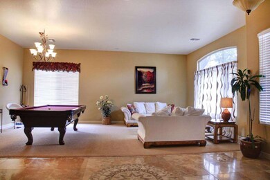 Liivng Room /Dinning