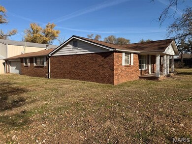 3390 Jerome Ln, Sauget, IL 62206 - photo 6