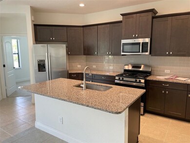 OPEN KITCHEN