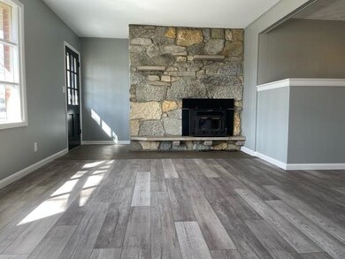 5532 E Karlsway Dr, Columbus, IN 47201 - photo 3