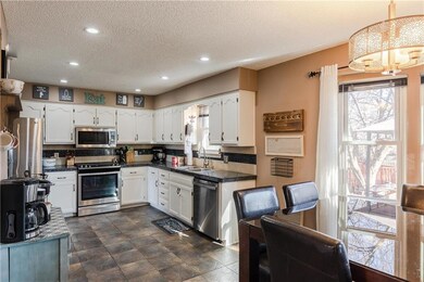 12843 W 106th St, Lenexa, KS 66215 - photo 7