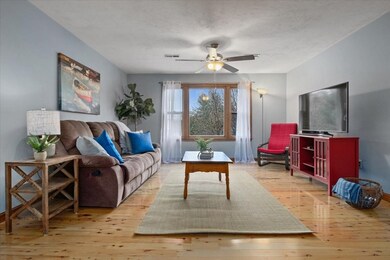 34 Washington Green unit 7, East Walpole, MA 02032 - photo 5