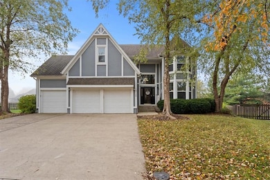 14726 Mackey St, Overland Park, KS 66223 - photo 2