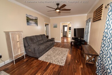 466 17th St, Dunbar, WV 25064 - photo 3