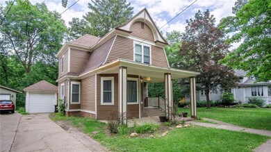 1109 3rd Ave E, Menomonie, WI 54751 - photo 2