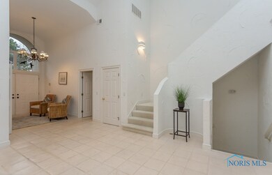 Open Spacious Living Area