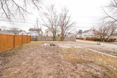 2500 E 31st St, Lorain, OH 44055 - photo 2