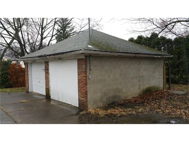 3 car detached garage needs some roof and gutter w