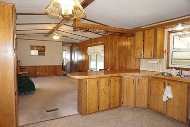 556 Central St unit 78, Leominster, MA 01453 - photo 6