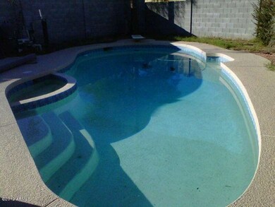 nice diving pool