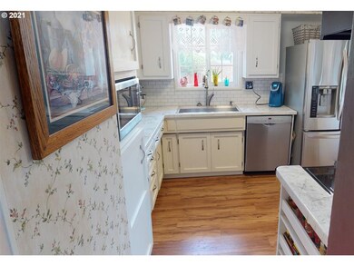 245 T St, Springfield, OR 97477 - photo 7