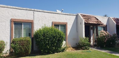 4661 W Desert Crest Dr, Glendale, AZ 85301 - photo 2