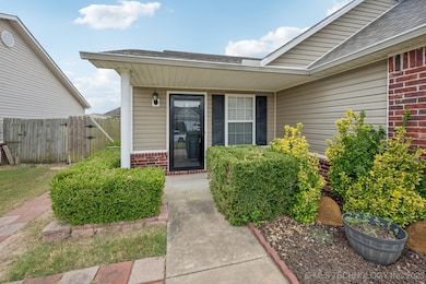 10 W Fairlane Place, Sapulpa, OK 74066 - photo 4