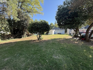 869 E St, Washougal, WA 98671 - photo 6