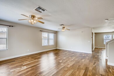 786350979-08 Living Room
