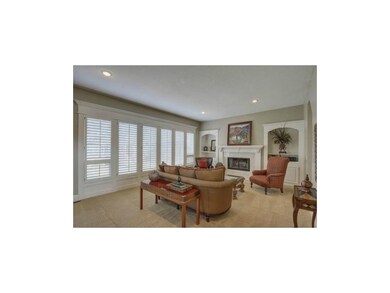 Spacious great room w/ plantation shutters, new pa