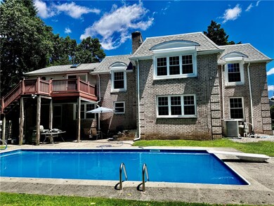 74 Mountain Laurel Dr, Cranston, RI 02920 - photo 3