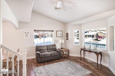 05-Living Room_ELI06292-Edit