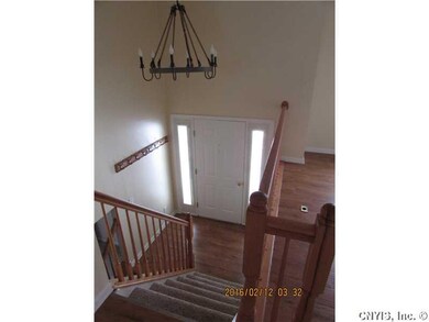 Living Room. Foyer.