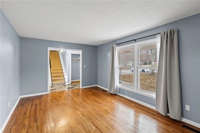 602 SW Murray Rd, Lees Summit, MO 64081 - photo 5