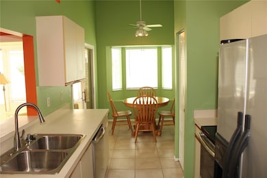 4006 39th St W, Bradenton, FL 34205 - photo 5