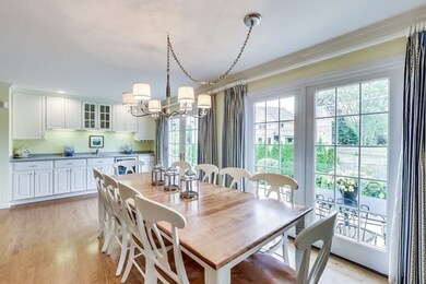 Breakfast Room
