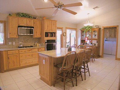 GORGEOUS CUSTOM KITCHEN WITH GRANITE