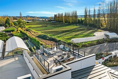 14760 NE 143rd St unit 9D, Kirkland, WA 98034 - photo 2