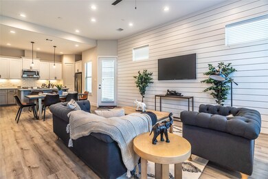 4527 Old Yale St, Houston, TX 77018 - photo 5