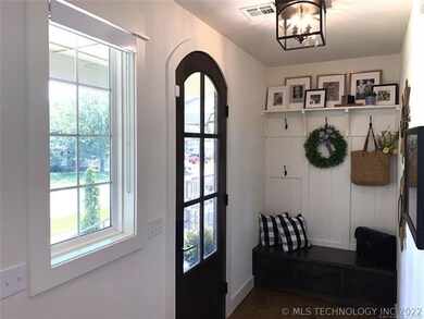 506 E Dallas St, Broken Arrow, OK 74012 - photo 3