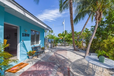 019-1200GeorgeStreet-KeyWest-FL-33040-SM