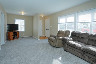 1020 Clover Ave-104