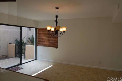 FAMILY ROOM ADJACENT TO KITCHEN