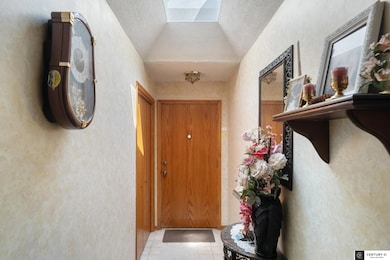 1310 Edgewood Blvd, Papillion, NE 68046 - photo 3