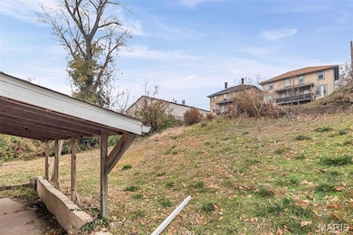 774 Cedar St, Chester, IL 62233 - photo 7