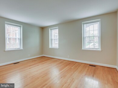 3006 S Columbus St unit A2, Arlington, VA 22206 - photo 6