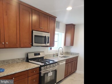 901 E Meadows Ct, Oxon Hill, MD 20745 - photo 6