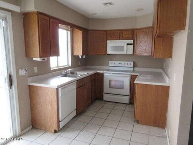 023-314674 Kitchen a