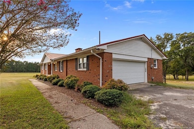 241 Hight Rd, Aberdeen, NC 28315 - photo 3