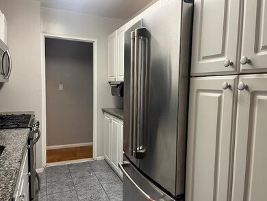 Lindenwood Village Section B Coop unit 1K, Howard Beach, NY 11414 - photo 5
