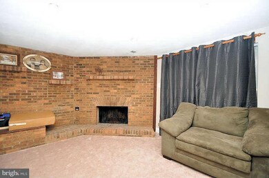 7206 Lasting Light Way, Columbia, MD 21045 - photo 4