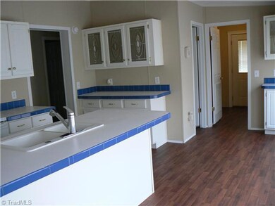 4987 King View Rd, Asheboro, NC 27205 - photo 6