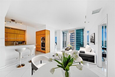 Continuum unit 1704, Miami Beach, FL 33139 - photo 5